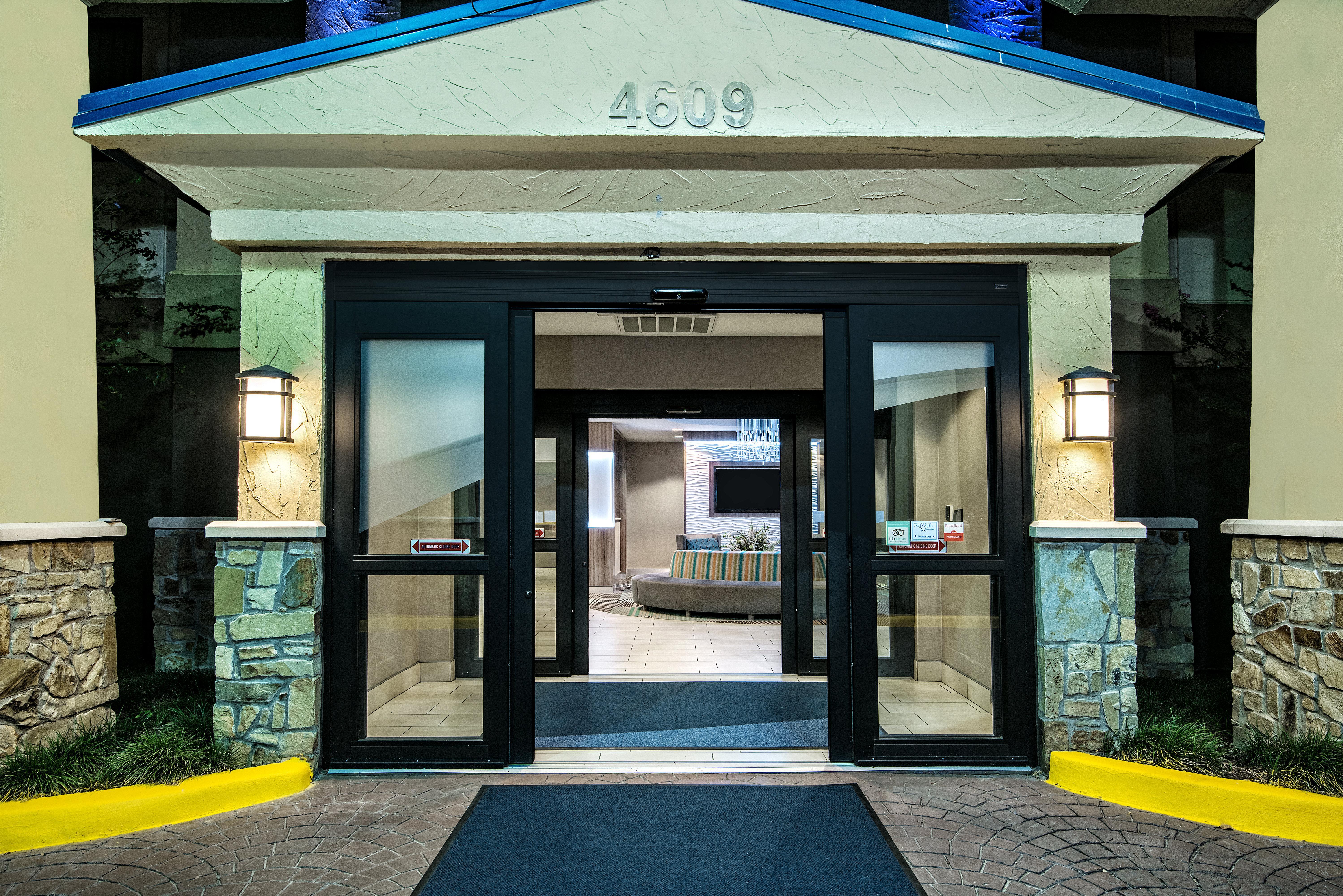 Holiday Inn Express Hotel And Suites Fort Worth/I-20 Экстерьер фото