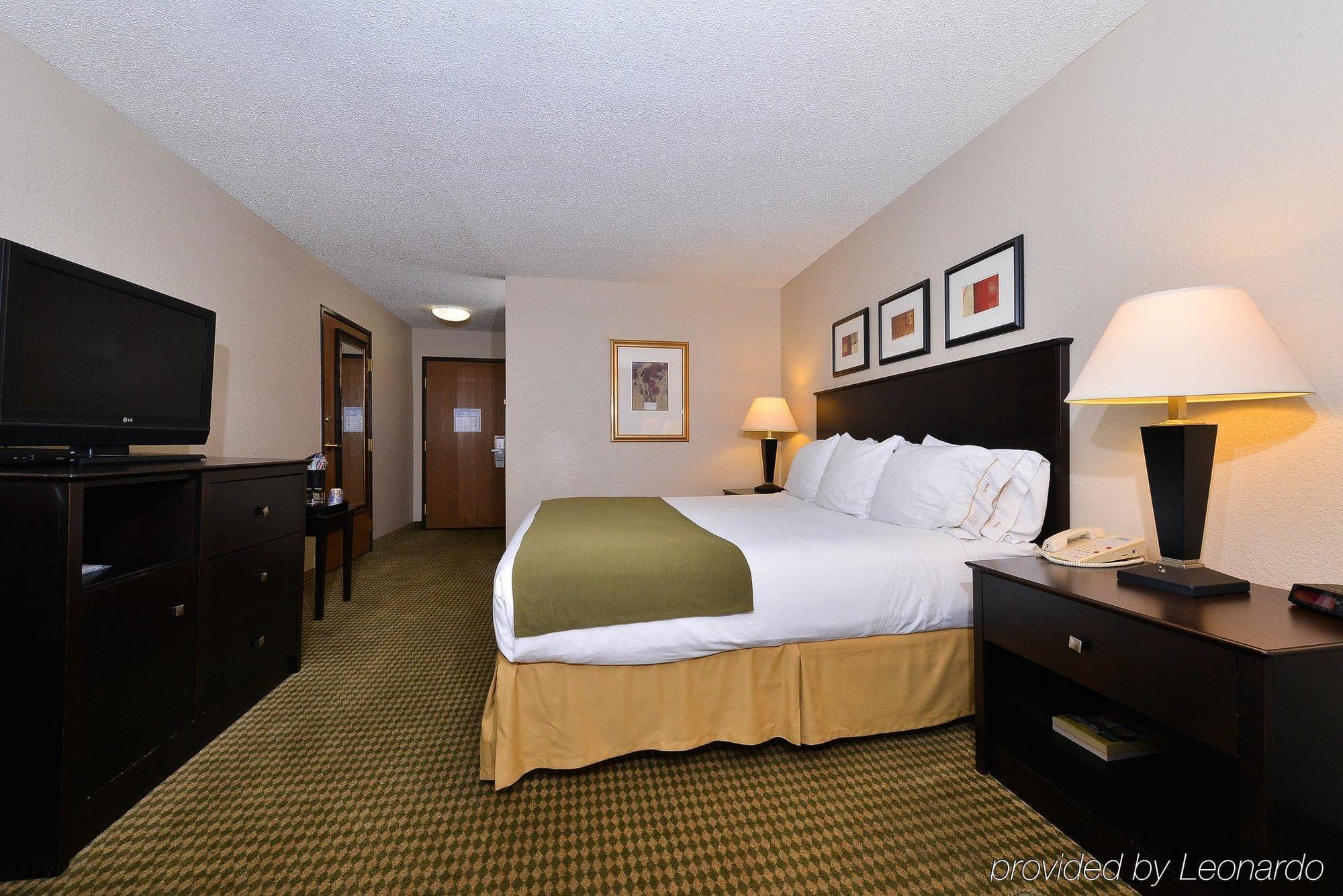 Holiday Inn Express Hotel And Suites Fort Worth/I-20 Экстерьер фото